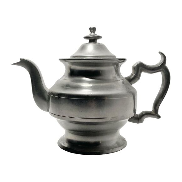 Woodbury Other - 1970s Woodbury Colonial-Style Pewter Teapot 6 3/4” 32oz